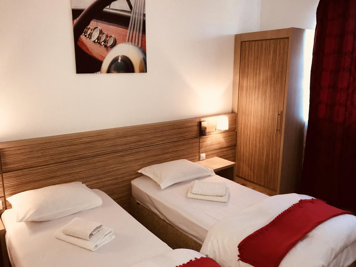 Urban Aparthotel Bukarest Eksteriør billede