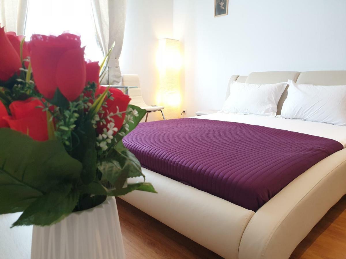 Urban Aparthotel Bukarest Eksteriør billede