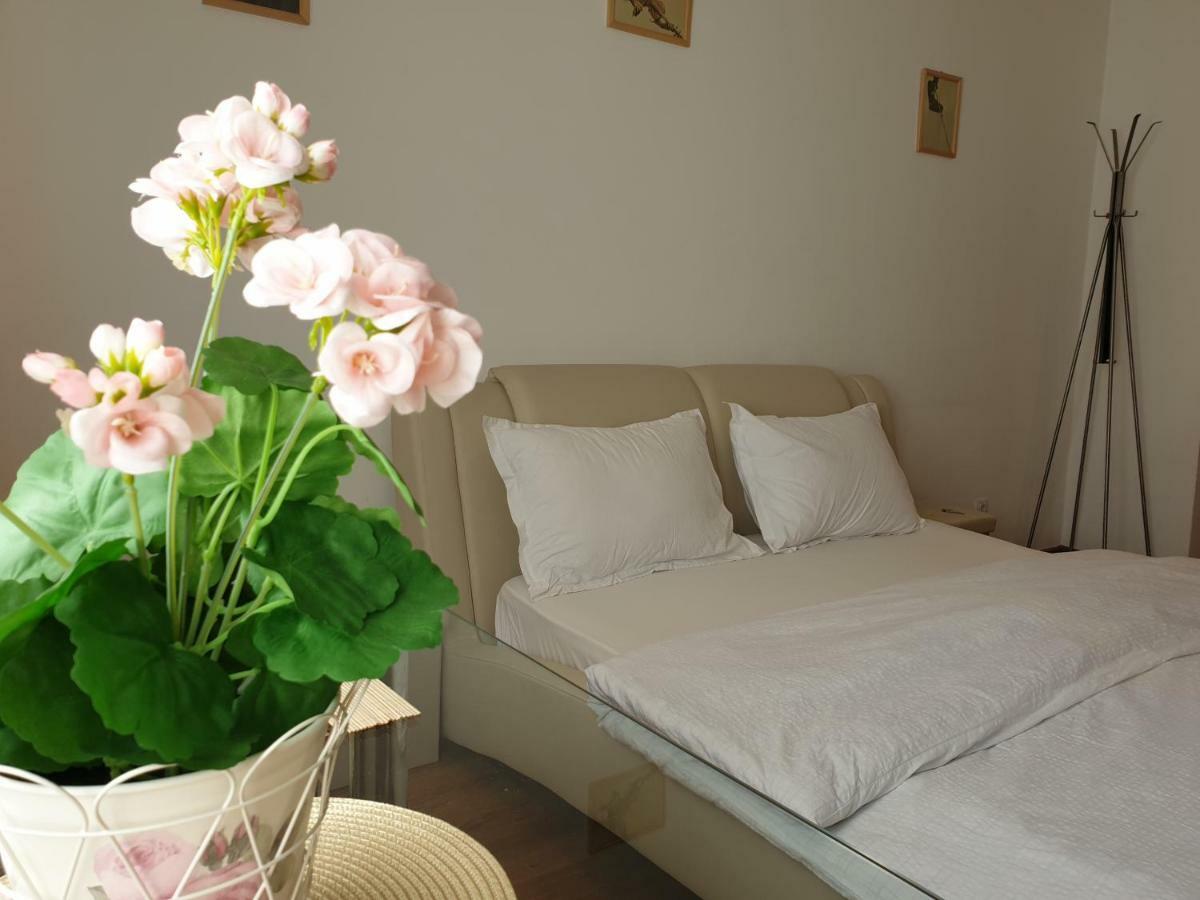 Urban Aparthotel Bukarest Eksteriør billede